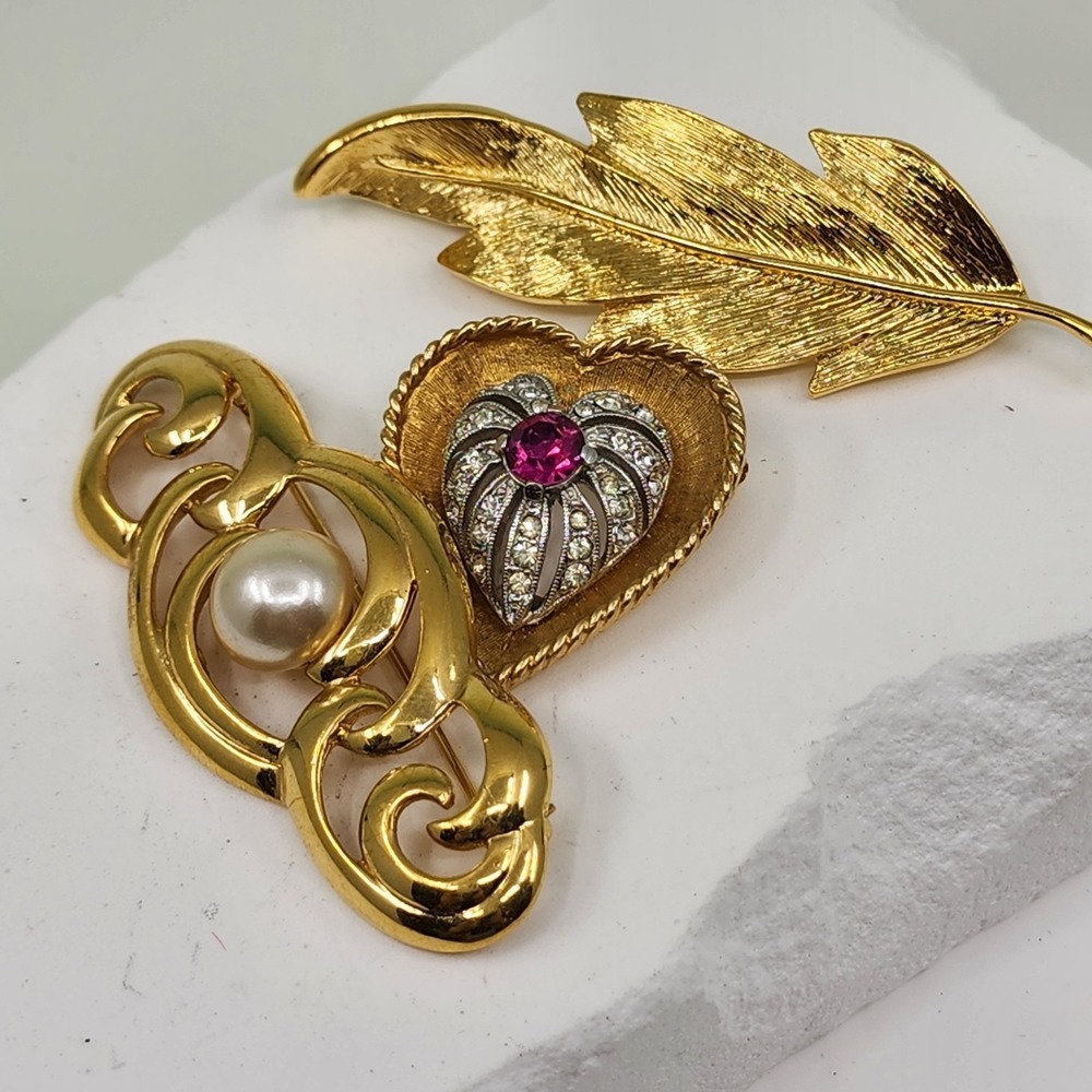 Napier Vintage Gold Tone Brooch Set Heart Feather Pearl Rhinestone Costume Pins